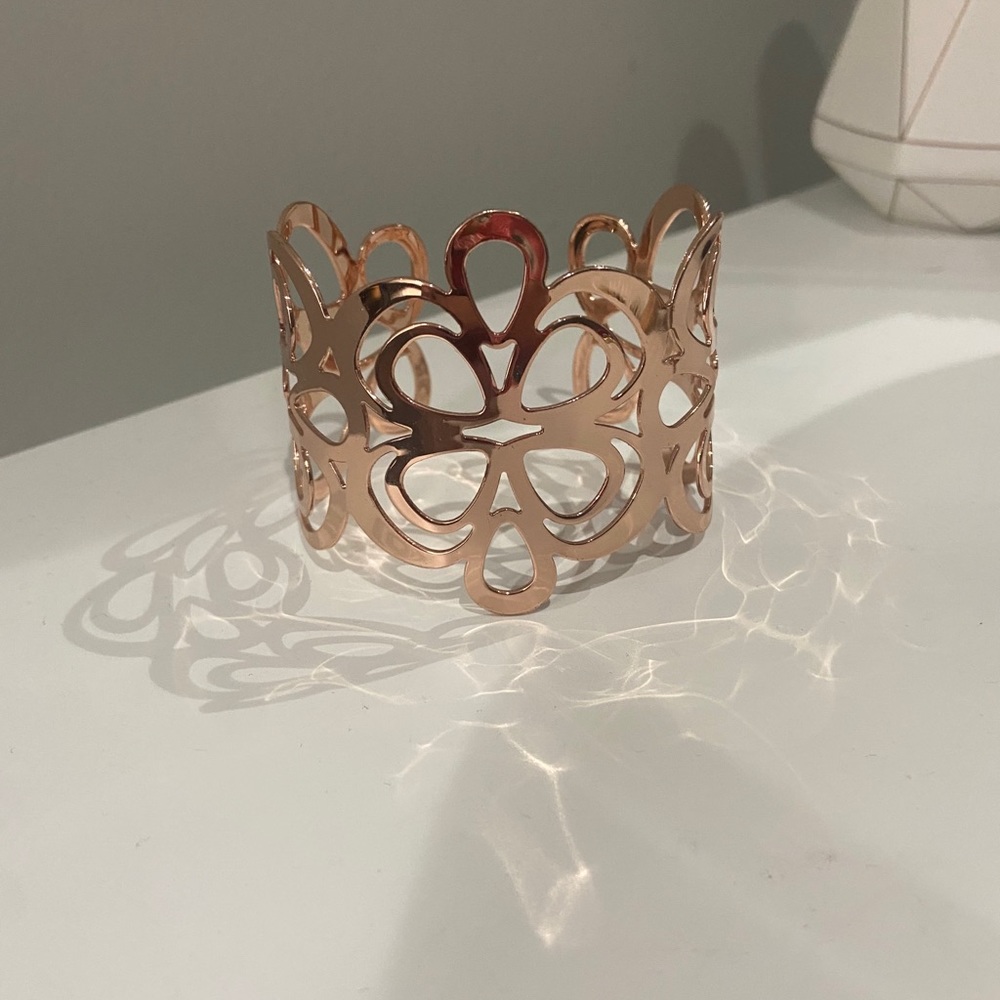 Rose gold bracelet